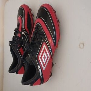 Men's Umbro Velorum Soccer Cleats Size 9